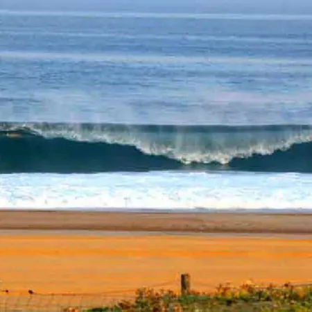 Patio Avec Piscine, à 400m Des Commerces Et 6km De - Animaux Admis - Fr-1-239-83