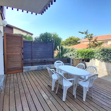 Casa de Férias Patio Avec Piscine, à 400m Des Commerces Et 6km De - Animaux Admis - Fr-1-239-83 Seignosse